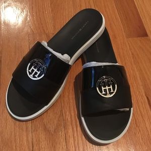 Tommy Hilfiger ~ Black on Black Sandal ~ Size 9